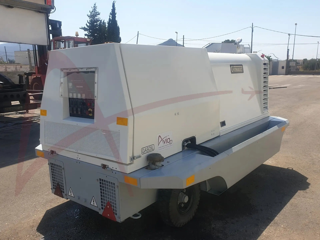 GUINAULT GA120V18D2100 - Unidad de potencia en tierra: foto 4 GUINAULT GA120V18D2100 - Unidad de potencia en tierra: foto 4