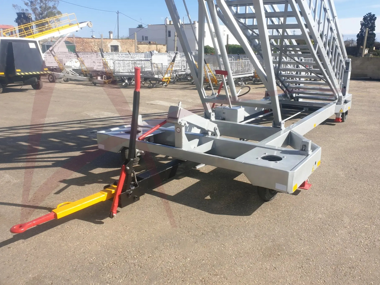 MASTER EQUIPMENT STR710-14 - Escalera de pasajeros: foto 2 MASTER EQUIPMENT STR710-14 - Escalera de pasajeros: foto 2