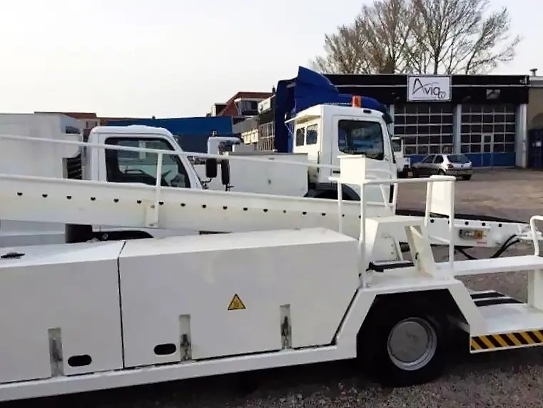 MULAG MDF12 - Cargadora de banda: foto 3 MULAG MDF12 - Cargadora de banda: foto 3