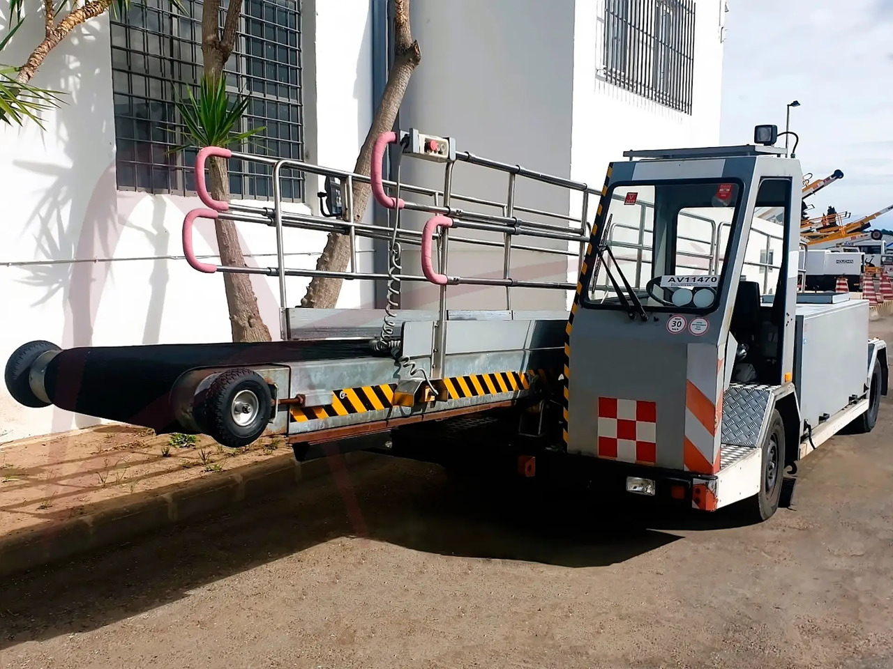 ROFAN FP-9 - Cargadora de banda: foto 1 ROFAN FP-9 - Cargadora de banda: foto 1