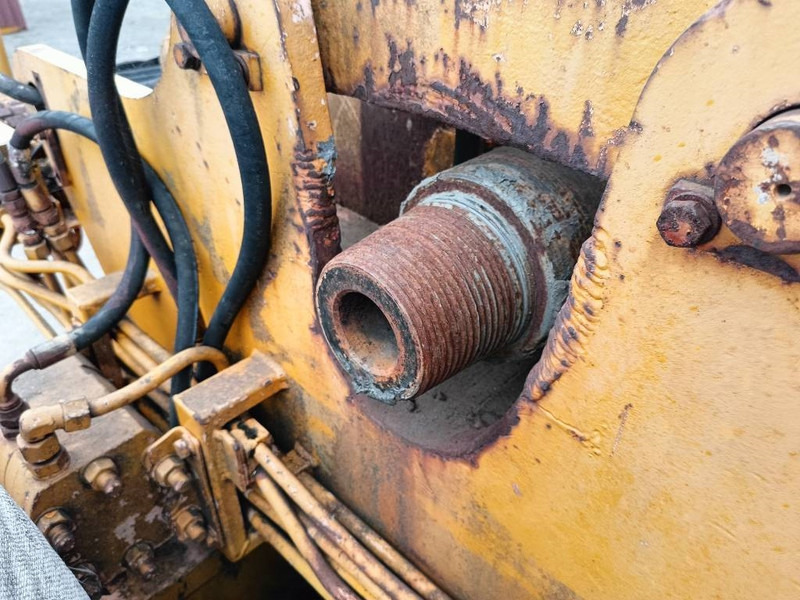 Perforadora Heavy dril rig 10 ton, including 60 drill rod !!: foto 14