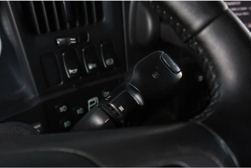 Scania R520 V8 RETARDER/ DIFF LOCK/ PARK AIRCO/ 2X TANK - Cabeza tractora: foto 4 Scania R520 V8 RETARDER/ DIFF LOCK/ PARK AIRCO/ 2X TANK - Cabeza tractora: foto 4