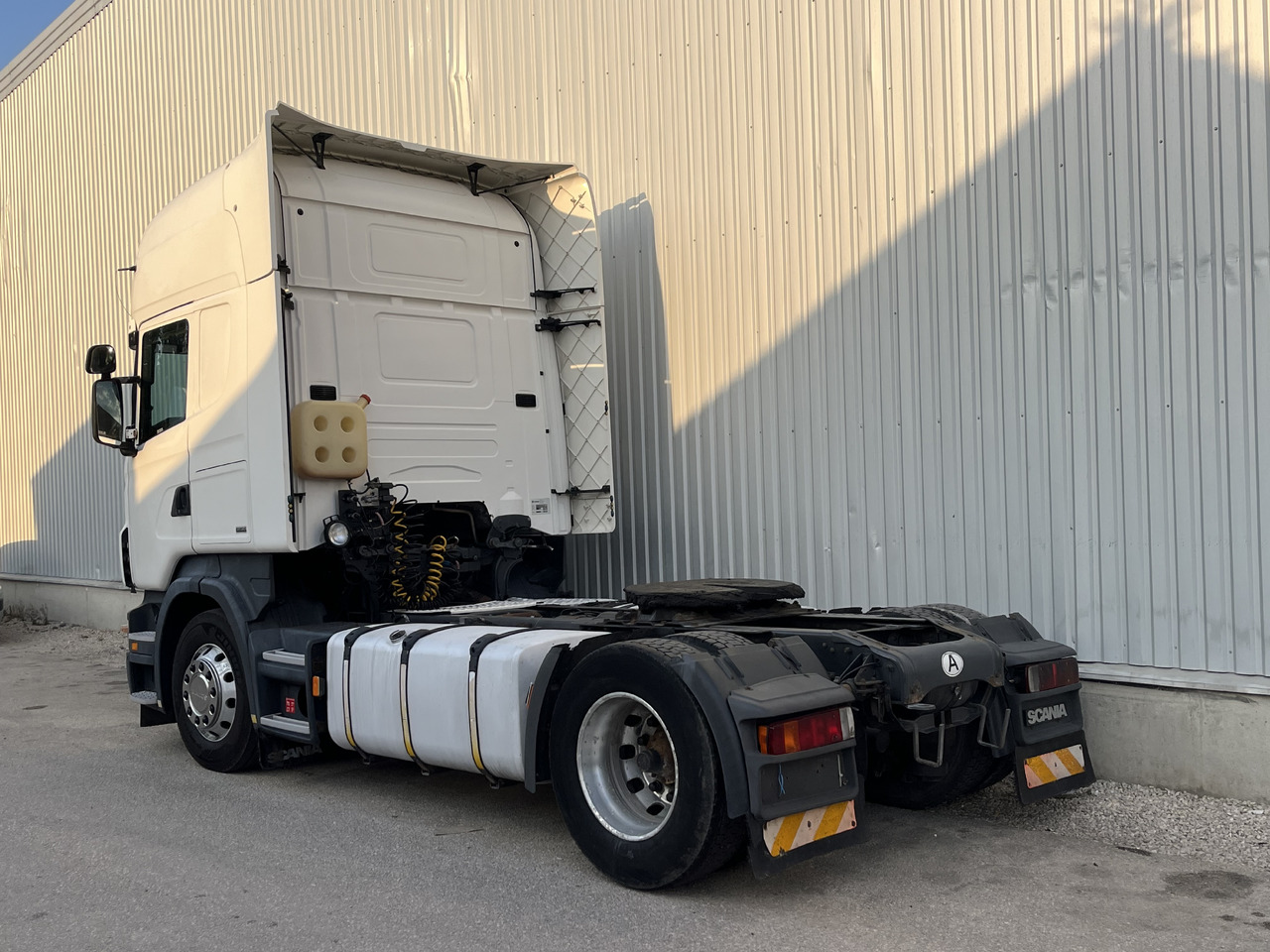 SCANIA R 420 LA 4X2 MLA - Cabeza tractora: foto 4 SCANIA R 420 LA 4X2 MLA - Cabeza tractora: foto 4