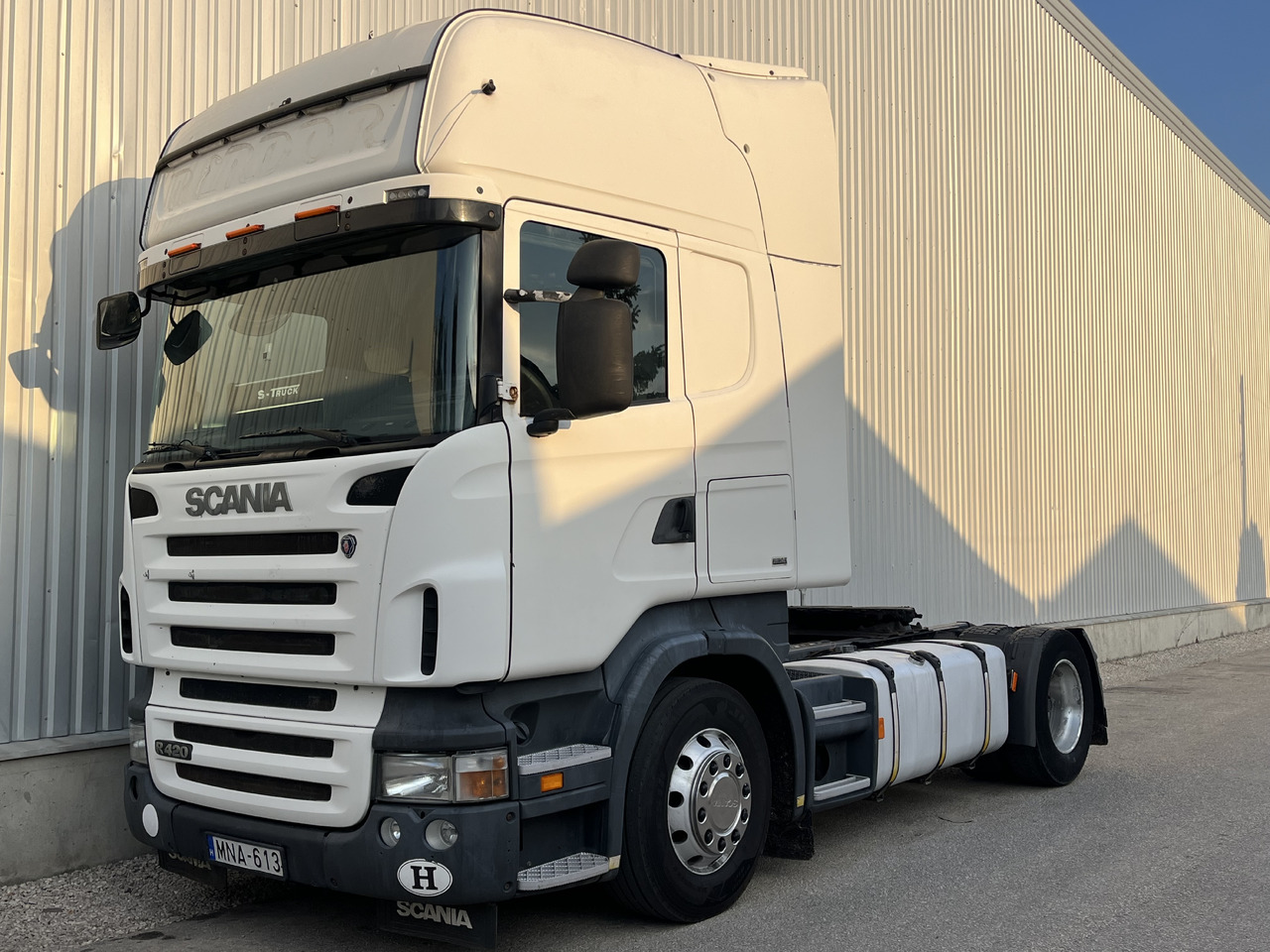 SCANIA R 420 LA 4X2 MLA - Cabeza tractora: foto 2 SCANIA R 420 LA 4X2 MLA - Cabeza tractora: foto 2