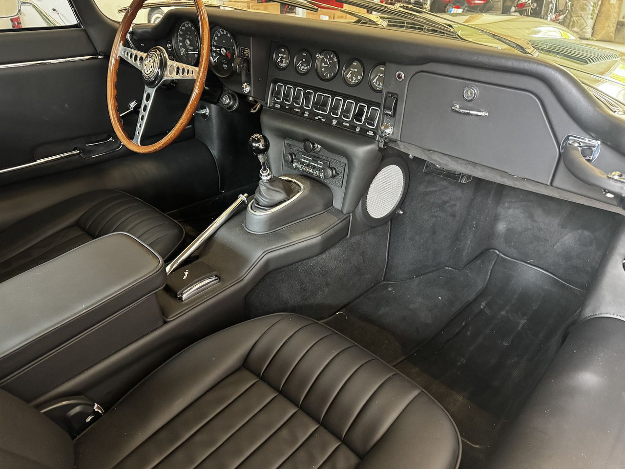 Coche Jaguar E-Type 4.2 Litre Serie 1.5 FHC: foto 16