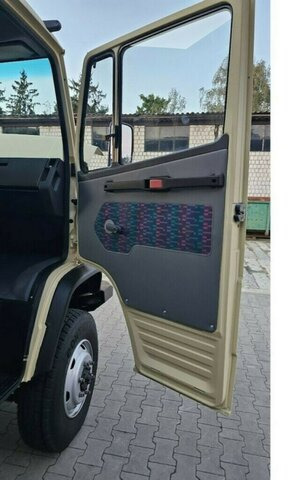 MERCEDES-BENZ 814 DA T2 Vario 4x4 Allrad... - Furgoneta caja abierta: foto 5 MERCEDES-BENZ 814 DA T2 Vario 4x4 Allrad... - Furgoneta caja abierta: foto 5