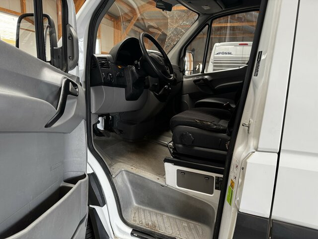 MERCEDES-BENZ Sprinter 316 CDI Doka 4x4 Untersetzung... - Furgoneta caja abierta, Furgoneta combi: foto 4 MERCEDES-BENZ Sprinter 316 CDI Doka 4x4 Untersetzung... - Furgoneta caja abierta, Furgoneta combi: foto 4
