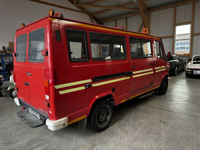 MERCEDES-BENZ T1 310 D Bremer Kombi Feuerwehr1. Hand... - Minibús, Furgoneta de pasajeros: foto 4 MERCEDES-BENZ T1 310 D Bremer Kombi Feuerwehr1. Hand... - Minibús, Furgoneta de pasajeros: foto 4