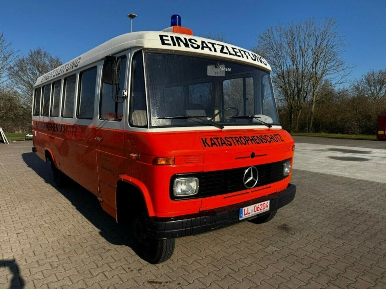 Mercedes-Benz O 309D Breitmaul Bus - Cámper: foto 1 Mercedes-Benz O 309D Breitmaul Bus - Cámper: foto 1