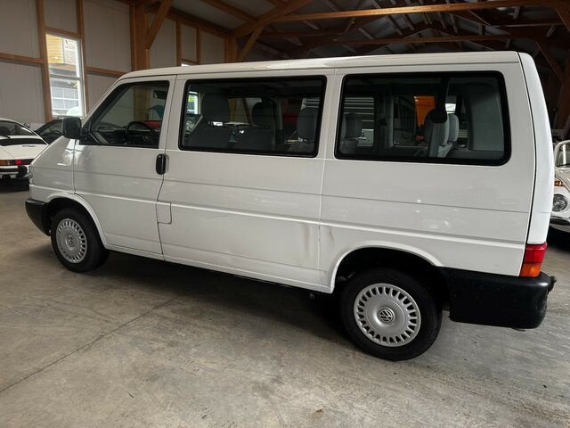 VW T4 Caravelle 2.5 TDI Syncro Sperre 1. Hand! - Coche: foto 2 VW T4 Caravelle 2.5 TDI Syncro Sperre 1. Hand! - Coche: foto 2