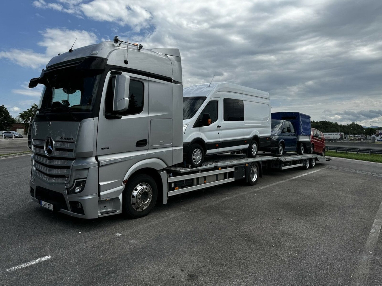 Furgón Volkswagen T4 2.5 TDI Syncro 4x4 lang 1. Hand!: foto 26