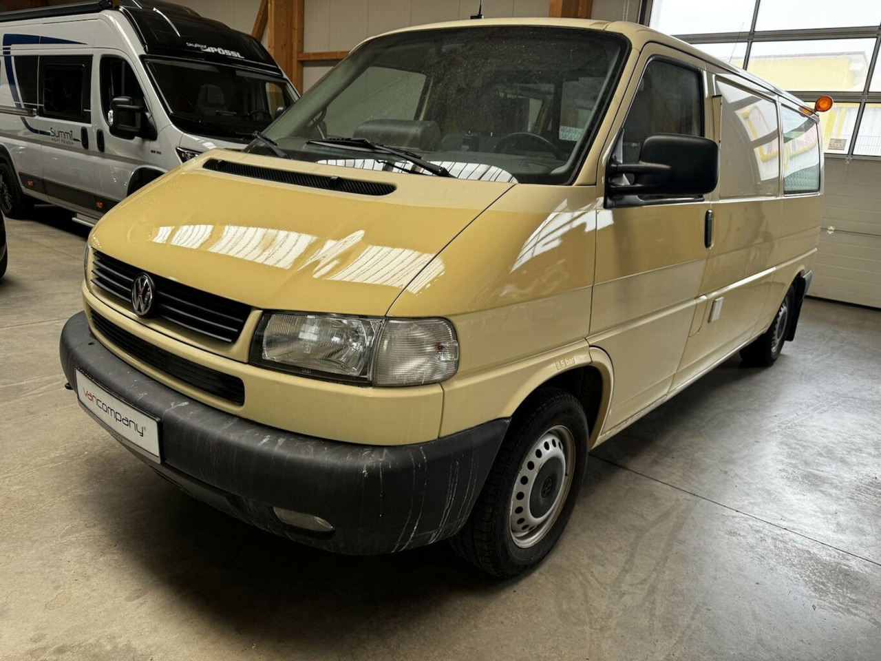 Volkswagen T4 2.5 TDI Syncro 4x4 lang 1. Hand! - Furgón: foto 1 Volkswagen T4 2.5 TDI Syncro 4x4 lang 1. Hand! - Furgón: foto 1