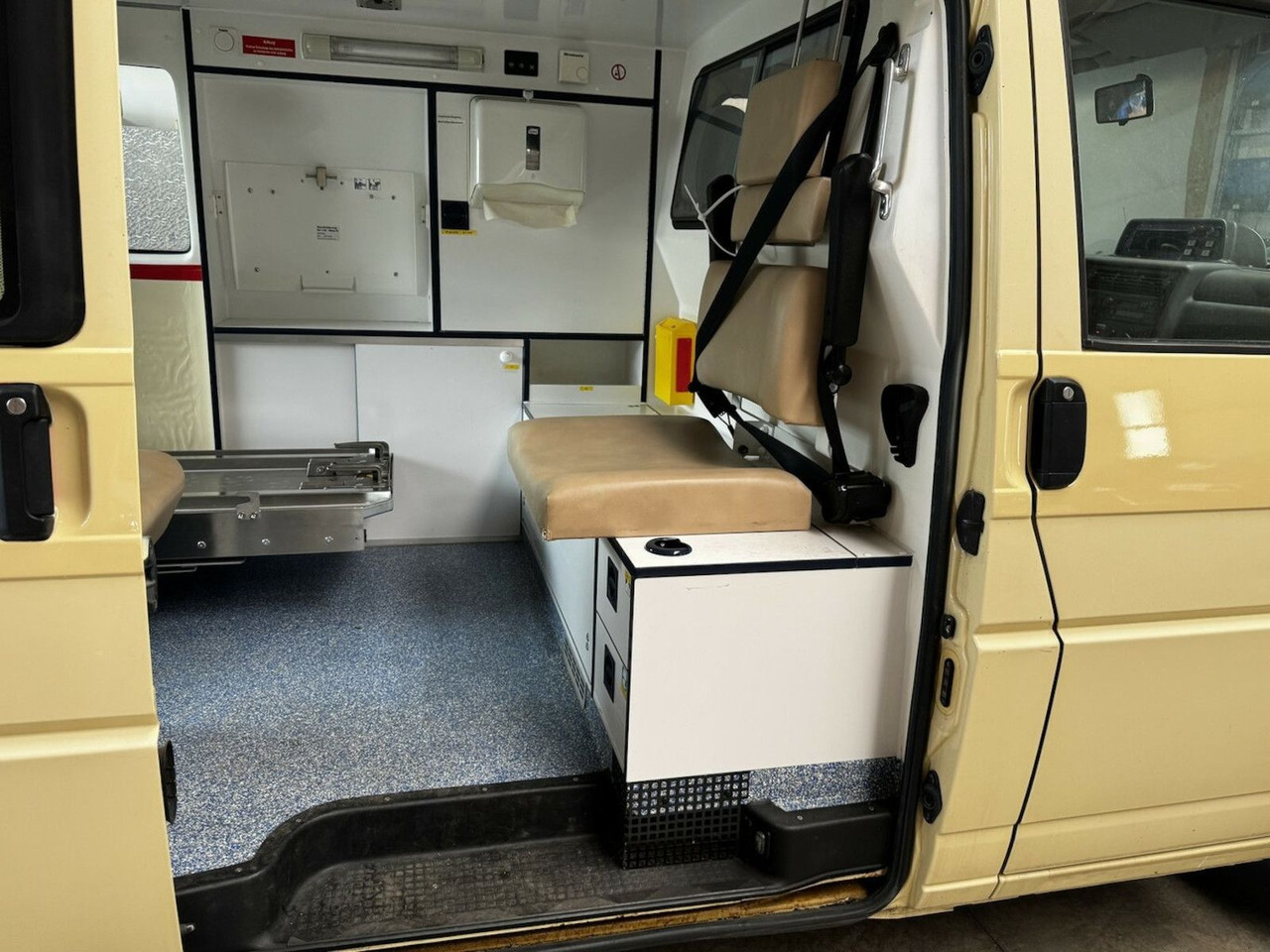 Furgón Volkswagen T4 2.5 TDI Syncro 4x4 lang 1. Hand!: foto 22