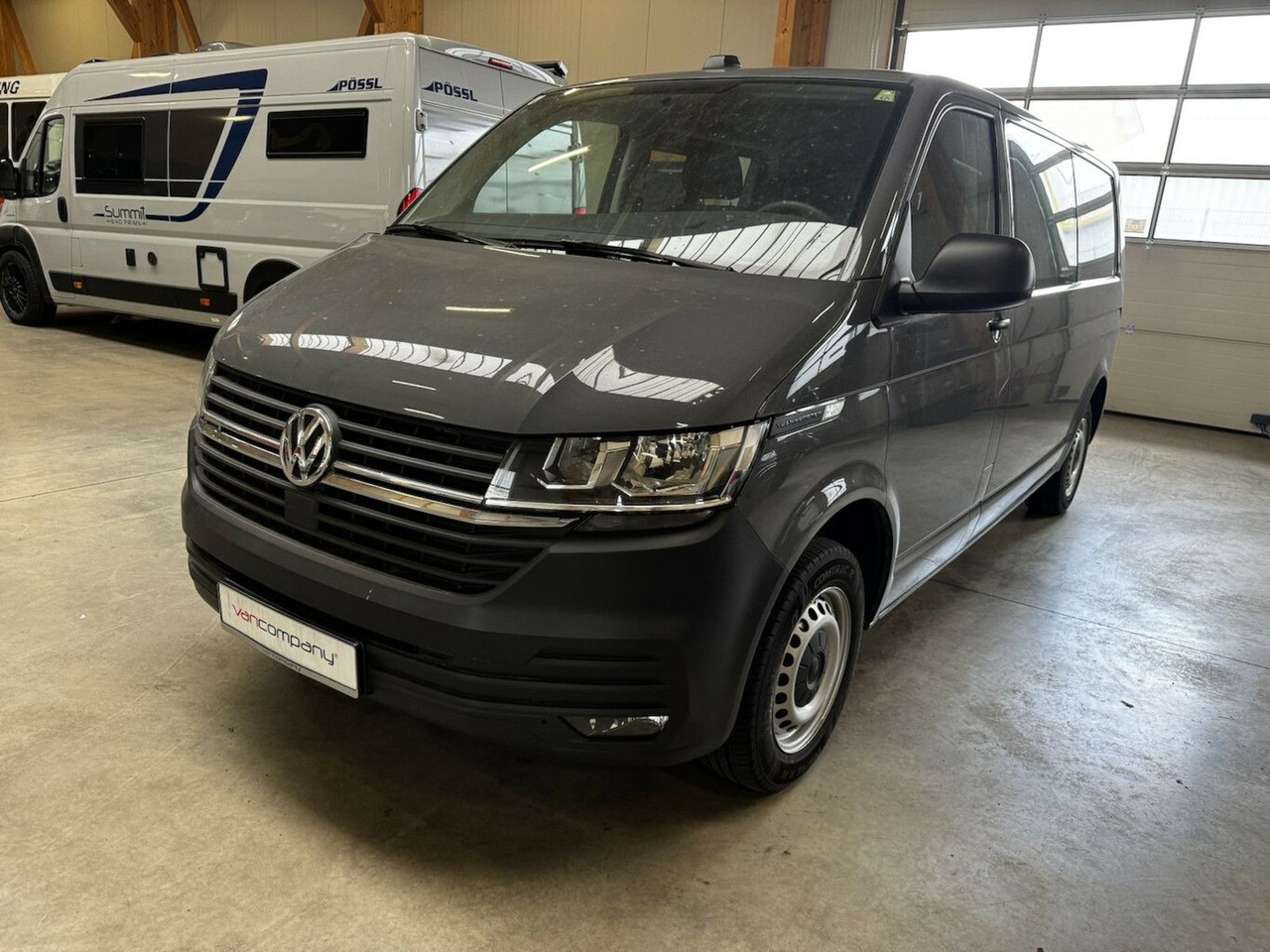 Volkswagen T6.1 lang 5-Sitzer 2.0 TDI 4Motion LKW - Furgoneta pequeña: foto 2 Volkswagen T6.1 lang 5-Sitzer 2.0 TDI 4Motion LKW - Furgoneta pequeña: foto 2