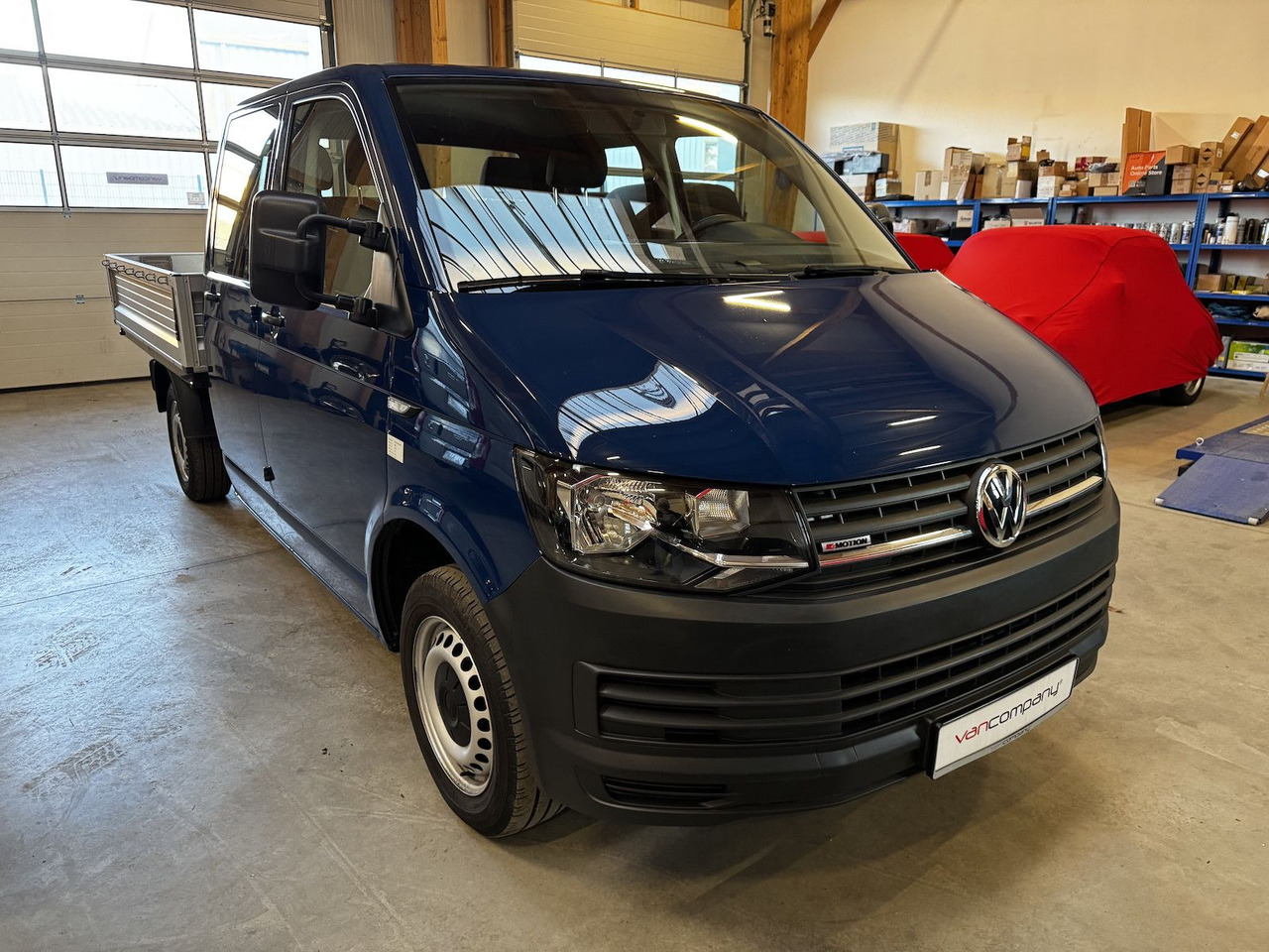 Volkswagen T6 Doka Pritsche 2.0 TDI 4Motion 4x4 indienblau - Furgoneta caja abierta: foto 3 Volkswagen T6 Doka Pritsche 2.0 TDI 4Motion 4x4 indienblau - Furgoneta caja abierta: foto 3