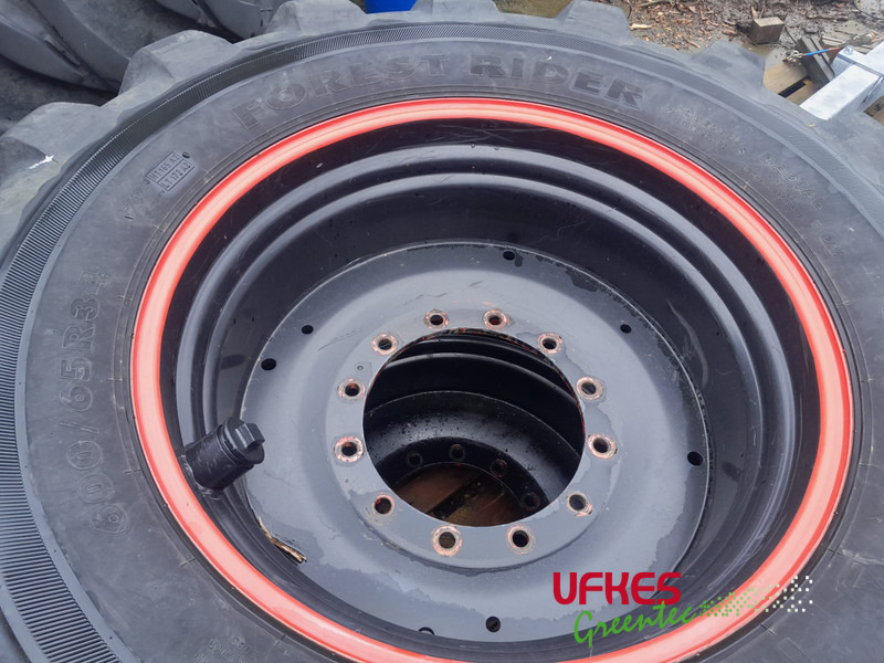 Maquinaria forestal Nokian Bandenset met velg: foto 6