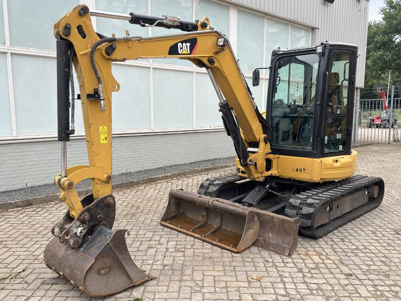 Cat 305 E2 CR      2019 - Miniexcavadora: foto 1 Cat 305 E2 CR      2019 - Miniexcavadora: foto 1