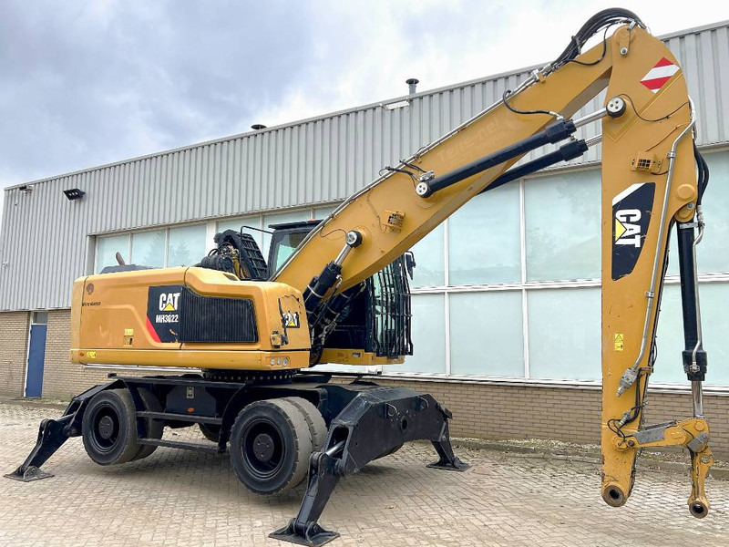 Manipulador de materiales para transporte de basura Cat MH3022  2015   CE: foto 5