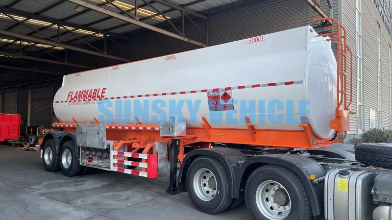 SUNSKY Fuel Tank Trailer - Semirremolque cisterna: foto 1 SUNSKY Fuel Tank Trailer - Semirremolque cisterna: foto 1