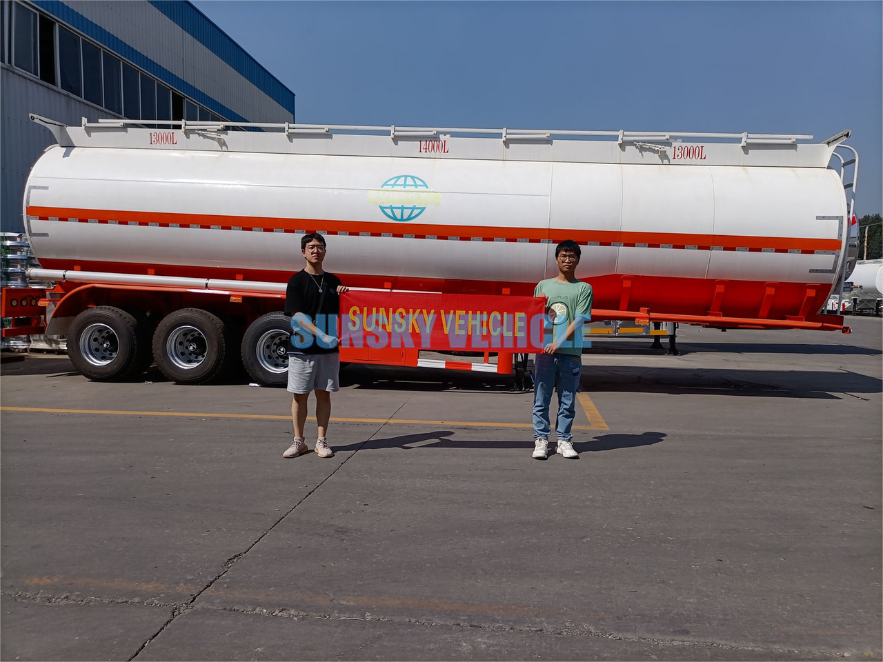SUNSKY Fuel Tanker for sale - Semirremolque cisterna: foto 5 SUNSKY Fuel Tanker for sale - Semirremolque cisterna: foto 5