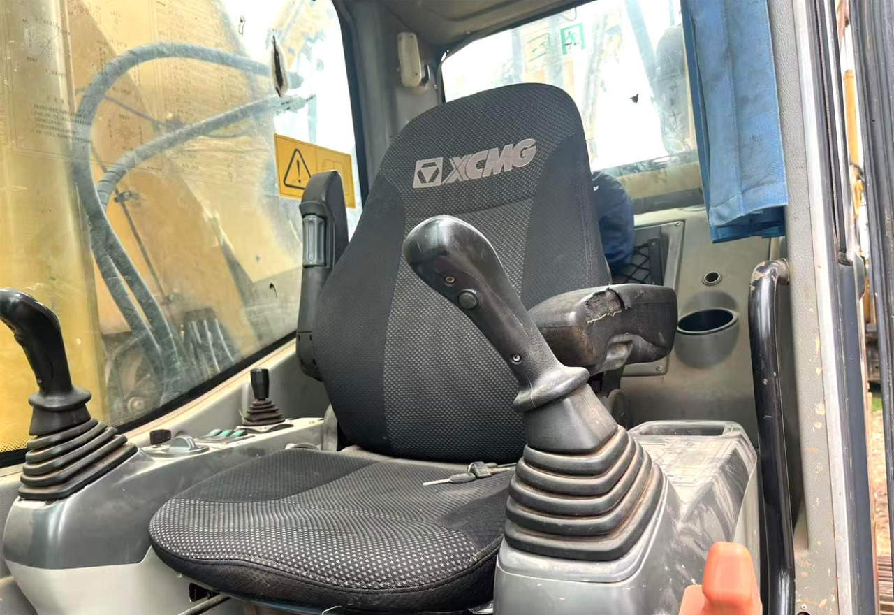 XCMG 2022 official used rotary drilling rig XR220D 67M price - Perforadora: foto 3 XCMG 2022 official used rotary drilling rig XR220D 67M price - Perforadora: foto 3