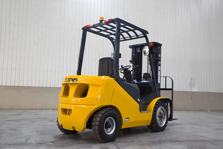 Carretilla todo terreno nuevo XCMG FD30T 3 ton hydraulic Fork Lift Truck Forklift With Attachments: foto 7