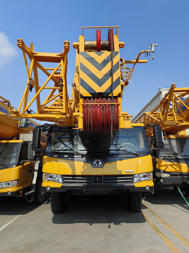 XCMG Factory Second Hand Mobile Truck Crane QAY200 200 Ton All Terrain Cranes In Good Condition - Grúa todo terreno: foto 4 XCMG Factory Second Hand Mobile Truck Crane QAY200 200 Ton All Terrain Cranes In Good Condition - Grúa todo terreno: foto 4