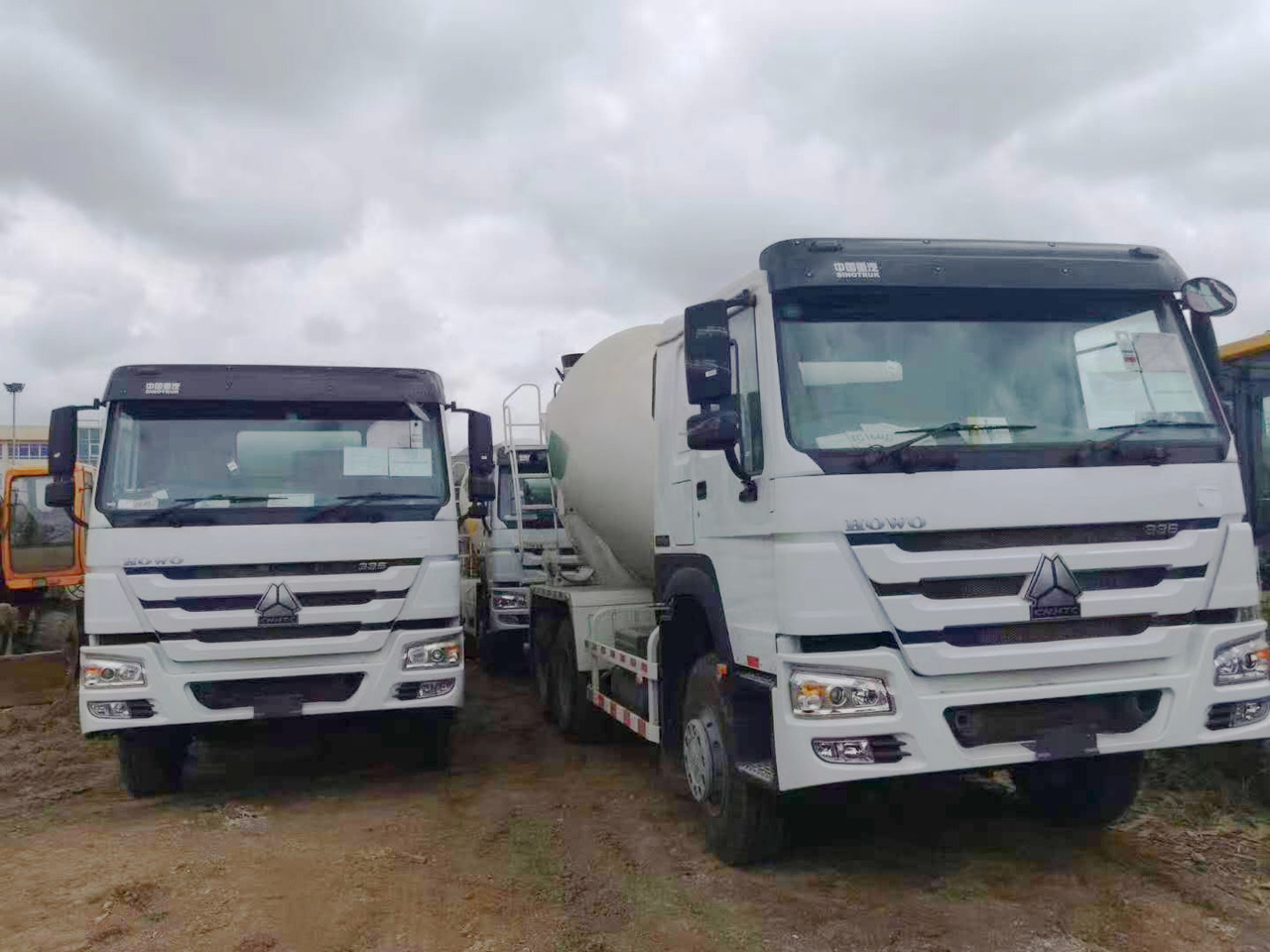 XCMG Official 2019 Year 14 Cubic Meter Second Hand Used Concrete Mixer Trucks - Camión hormigonera: foto 5 XCMG Official 2019 Year 14 Cubic Meter Second Hand Used Concrete Mixer Trucks - Camión hormigonera: foto 5