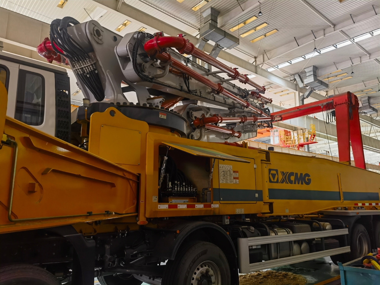 XCMG Official 60m Concrete Pump Machine HB60V Used Concrete Pump Truck For Sale - Bomba de hormigón: foto 3 XCMG Official 60m Concrete Pump Machine HB60V Used Concrete Pump Truck For Sale - Bomba de hormigón: foto 3