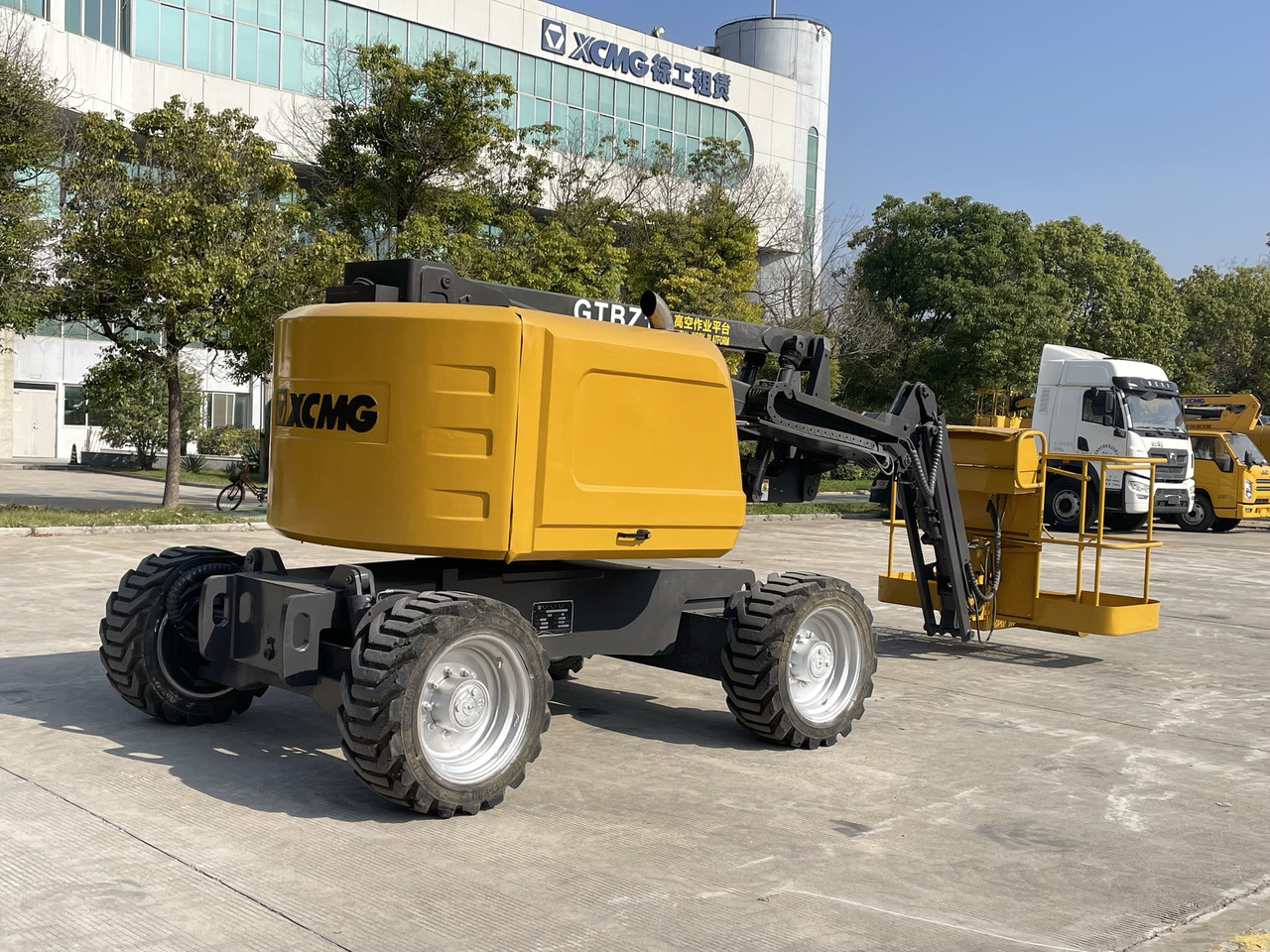 XCMG Official Cherry Picker Lift GTBZ14J 14m Used Articulated Boom Lift Hot Sale - Plataforma articulada: foto 5 XCMG Official Cherry Picker Lift GTBZ14J 14m Used Articulated Boom Lift Hot Sale - Plataforma articulada: foto 5