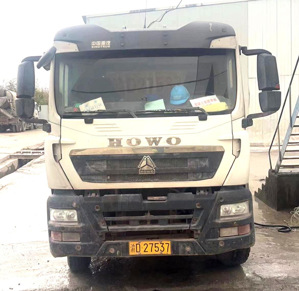 XCMG Official Concrete Machinery Mixer 12m³ G4804B Used Concrete Mixer Truck - Camión hormigonera: foto 3 XCMG Official Concrete Machinery Mixer 12m³ G4804B Used Concrete Mixer Truck - Camión hormigonera: foto 3