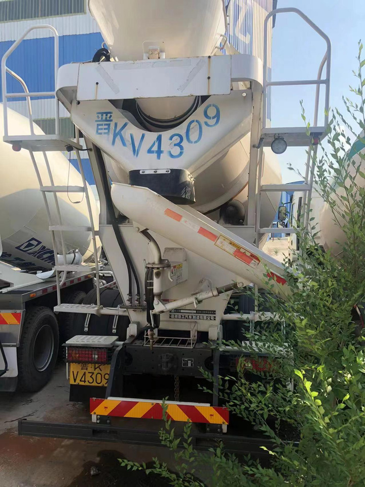 XCMG Official G12V 2021 Year 12m3 Used Cement Concrete Mixer Truck in Good Condition - Camión hormigonera: foto 5 XCMG Official G12V 2021 Year 12m3 Used Cement Concrete Mixer Truck in Good Condition - Camión hormigonera: foto 5