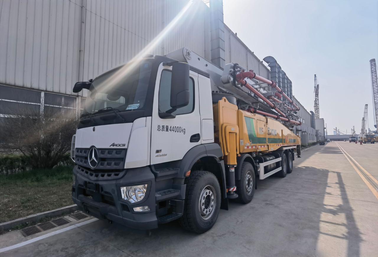 XCMG Official Schwing Concrete Pump HB62V Used Telescopic Concrete Pump Truck Price - Bomba de hormigón: foto 5 XCMG Official Schwing Concrete Pump HB62V Used Telescopic Concrete Pump Truck Price - Bomba de hormigón: foto 5