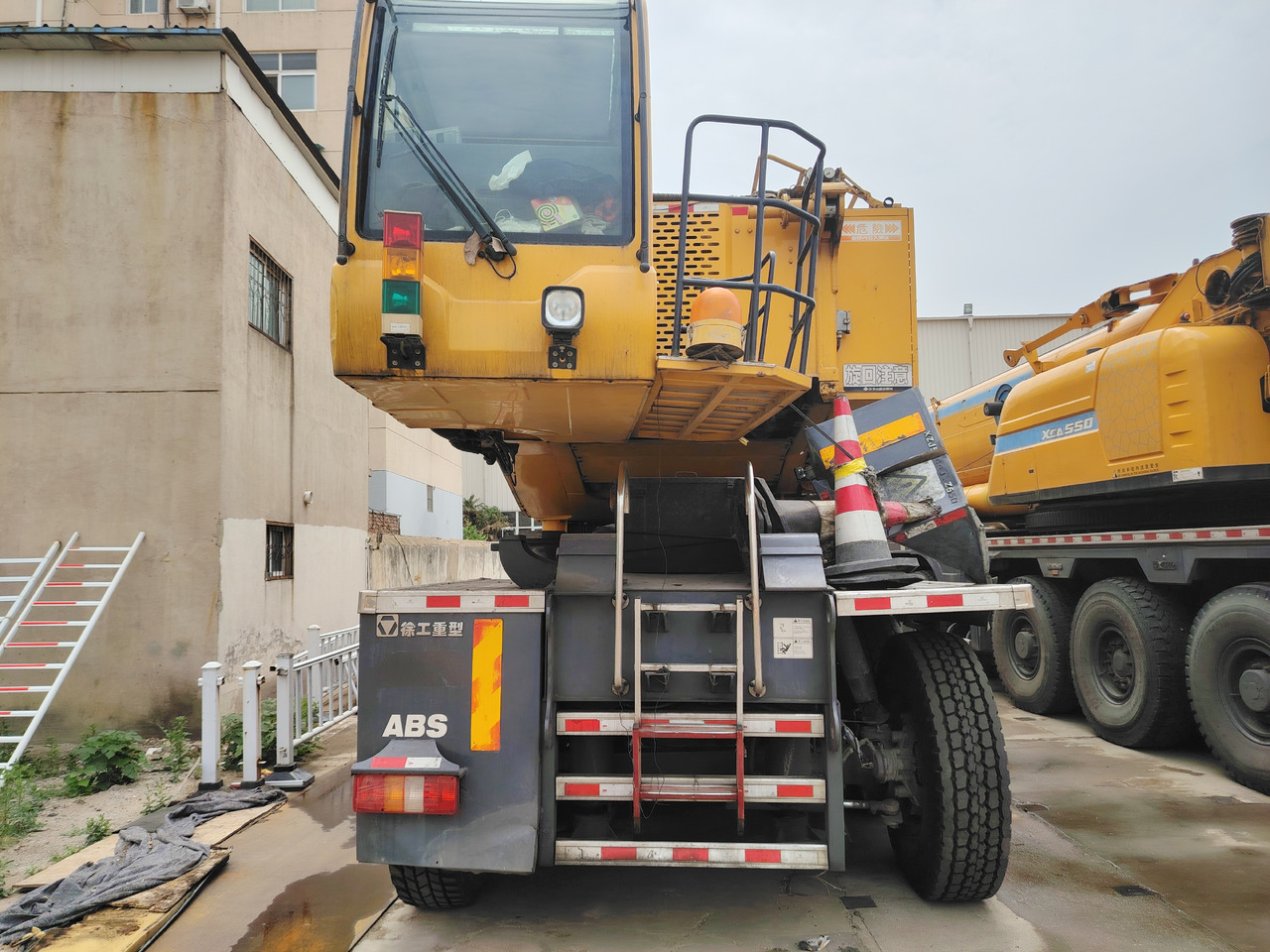 XCMG Official Second Hand Construction Big Crane QAY650A 650 Tons All Terrain Cranes With Good Condition - Grúa todo terreno: foto 5 XCMG Official Second Hand Construction Big Crane QAY650A 650 Tons All Terrain Cranes With Good Condition - Grúa todo terreno: foto 5