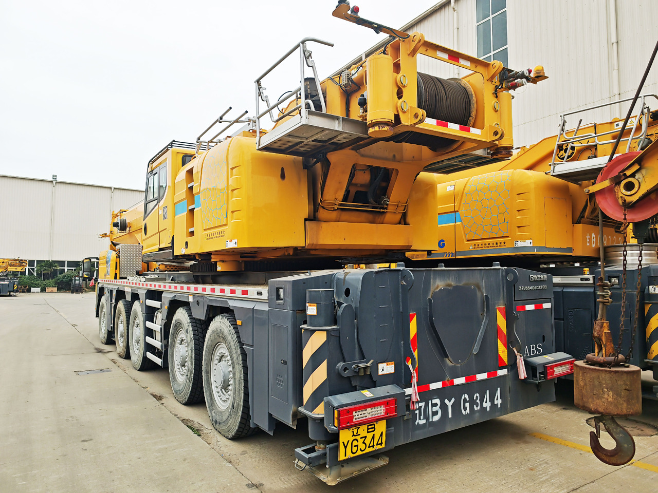 XCMG Official Second Hand Pickup Truck Crane XCA200L8 200 Ton 8-Section Arm Mobile Crane Machine - Grúa todo terreno: foto 3 XCMG Official Second Hand Pickup Truck Crane XCA200L8 200 Ton 8-Section Arm Mobile Crane Machine - Grúa todo terreno: foto 3