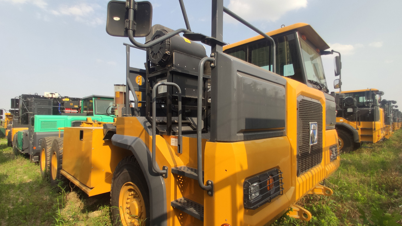 XCMG Official Second Hand Tipper Dump Truck XDR80T Mining Dump Truck Price - Dúmper: foto 4 XCMG Official Second Hand Tipper Dump Truck XDR80T Mining Dump Truck Price - Dúmper: foto 4