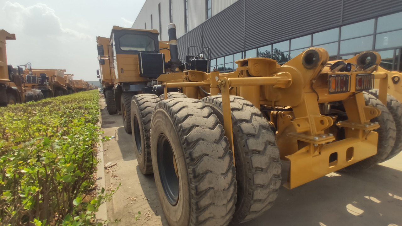 XCMG Official Used Mining Dump Trucks XDR80T 70 Ton Dumper Truck For Sale - Dúmper: foto 4 XCMG Official Used Mining Dump Trucks XDR80T 70 Ton Dumper Truck For Sale - Dúmper: foto 4