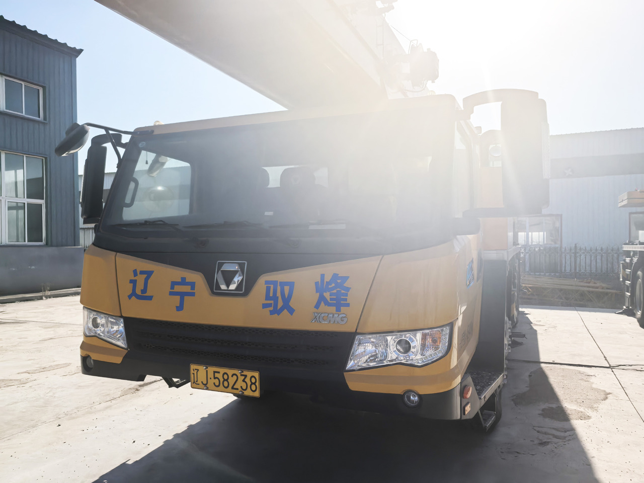 XCMG Official Used Truck-mounted Cranes QY80K5C 80Ton Mobile Cranes Price List - Autogrúa: foto 3 XCMG Official Used Truck-mounted Cranes QY80K5C 80Ton Mobile Cranes Price List - Autogrúa: foto 3