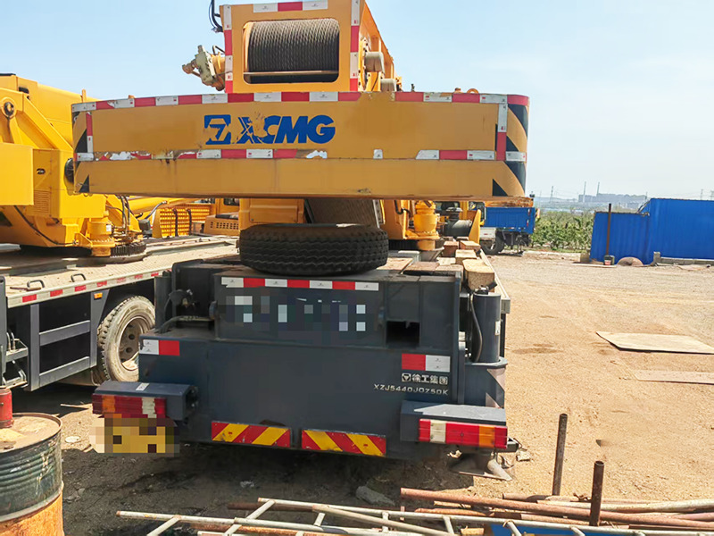 XCMG QY50KC hot sale used 50ton hydraulic crane truck price - Autogrúa: foto 2 XCMG QY50KC hot sale used 50ton hydraulic crane truck price - Autogrúa: foto 2