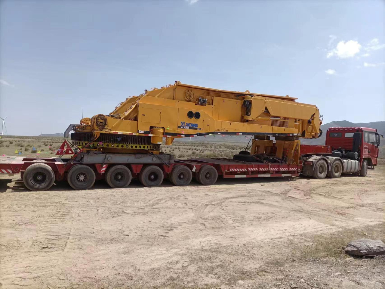 XCMG XCA2600 Used 2600 Ton Large All Terrain Truck Crane with Good Performance - Grúa todo terreno: foto 4 XCMG XCA2600 Used 2600 Ton Large All Terrain Truck Crane with Good Performance - Grúa todo terreno: foto 4
