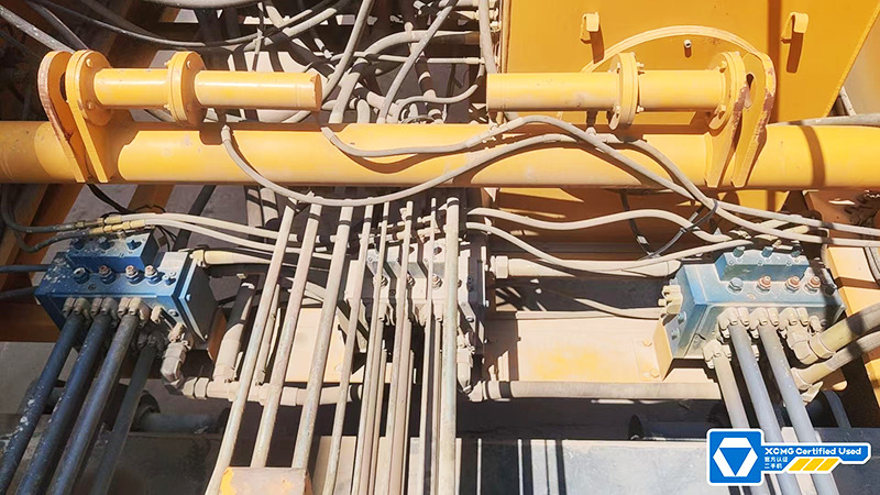 XCMG XGC650 650ton used hydraulic crawler crane for sale - Grúa sobre orugas: foto 2 XCMG XGC650 650ton used hydraulic crawler crane for sale - Grúa sobre orugas: foto 2