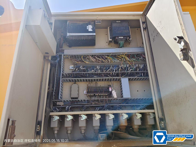 XCMG XGC650 used mobile hydraulic hoist lift machine 650ton crawler crane - Grúa sobre orugas: foto 2 XCMG XGC650 used mobile hydraulic hoist lift machine 650ton crawler crane - Grúa sobre orugas: foto 2