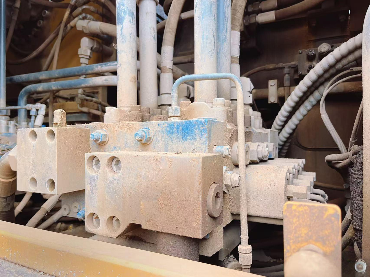 XCMG XR320E second hand pilling machine rotary drilling rig - Perforadora: foto 3 XCMG XR320E second hand pilling machine rotary drilling rig - Perforadora: foto 3