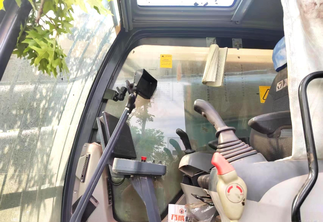 XCMG certified used rotary drilling rig XR240E - Perforadora: foto 5 XCMG certified used rotary drilling rig XR240E - Perforadora: foto 5