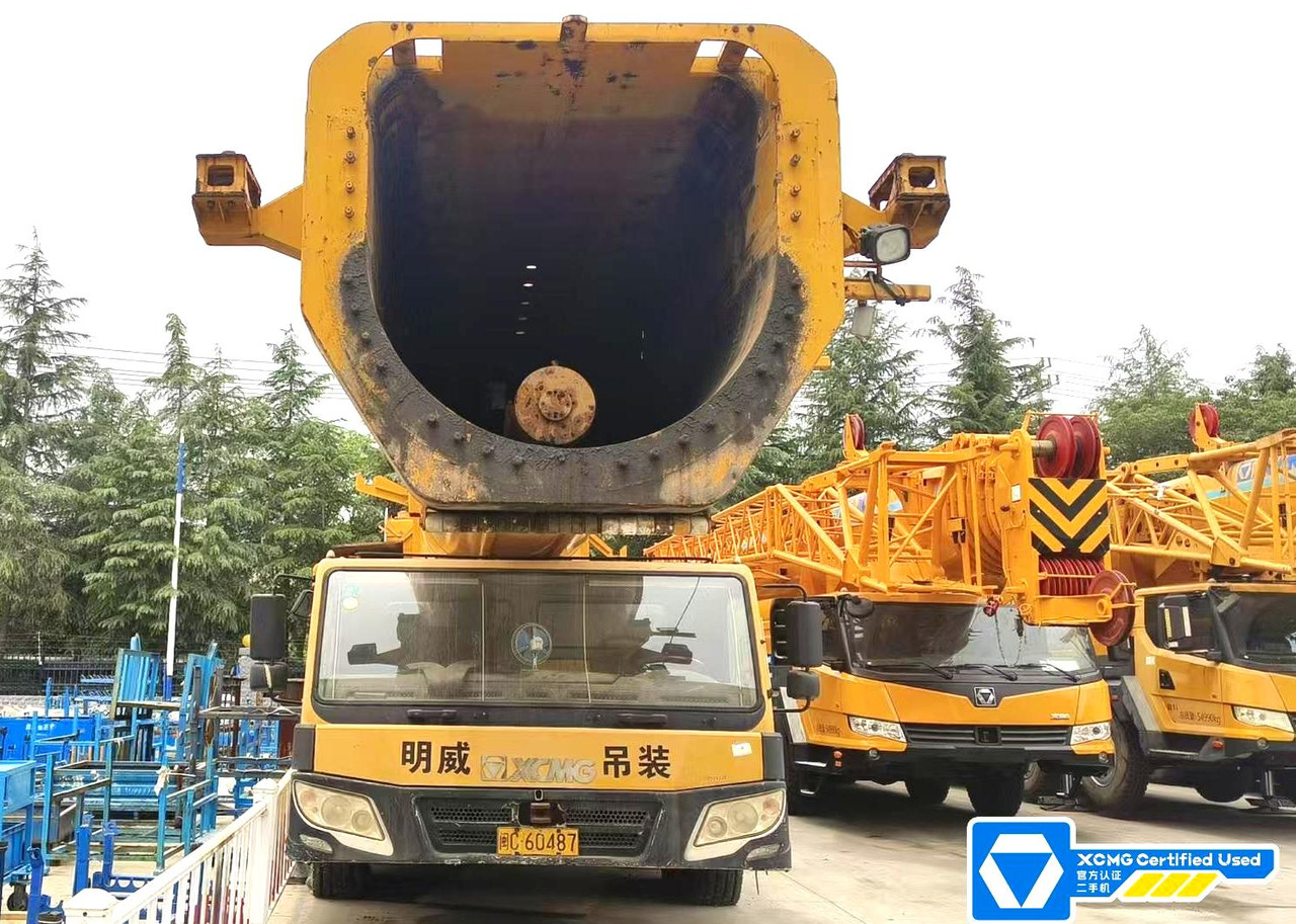 XCMG second hand large ton all terrain crane 650 ton QAY650 - Grúa todo terreno: foto 5 XCMG second hand large ton all terrain crane 650 ton QAY650 - Grúa todo terreno: foto 5