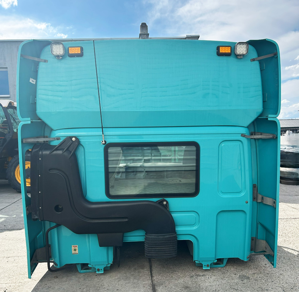 DAF CF EURO 6 SPACE CAB - Cabina: foto 5 DAF CF EURO 6 SPACE CAB - Cabina: foto 5