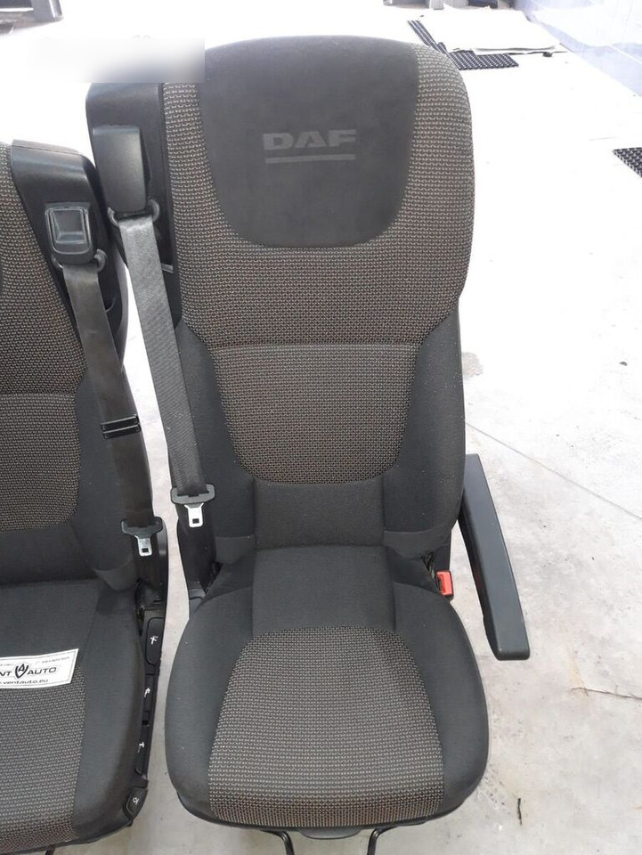 DAF SET OF XF 106 DAF XF 106 truck - Asiento para Camión: foto 3 DAF SET OF XF 106 DAF XF 106 truck - Asiento para Camión: foto 3