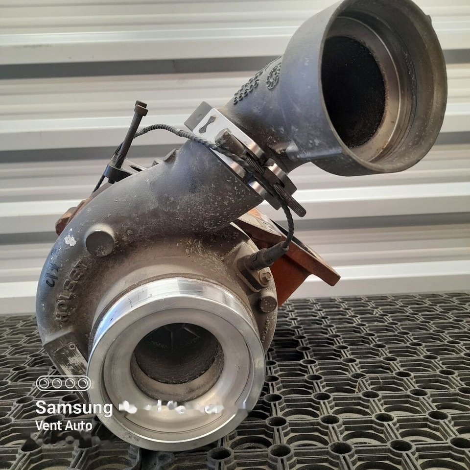 DAF XF 106 LIFT 2154699 DAF 2154699 truck - Turbocompresor para Camión: foto 1 DAF XF 106 LIFT 2154699 DAF 2154699 truck - Turbocompresor para Camión: foto 1