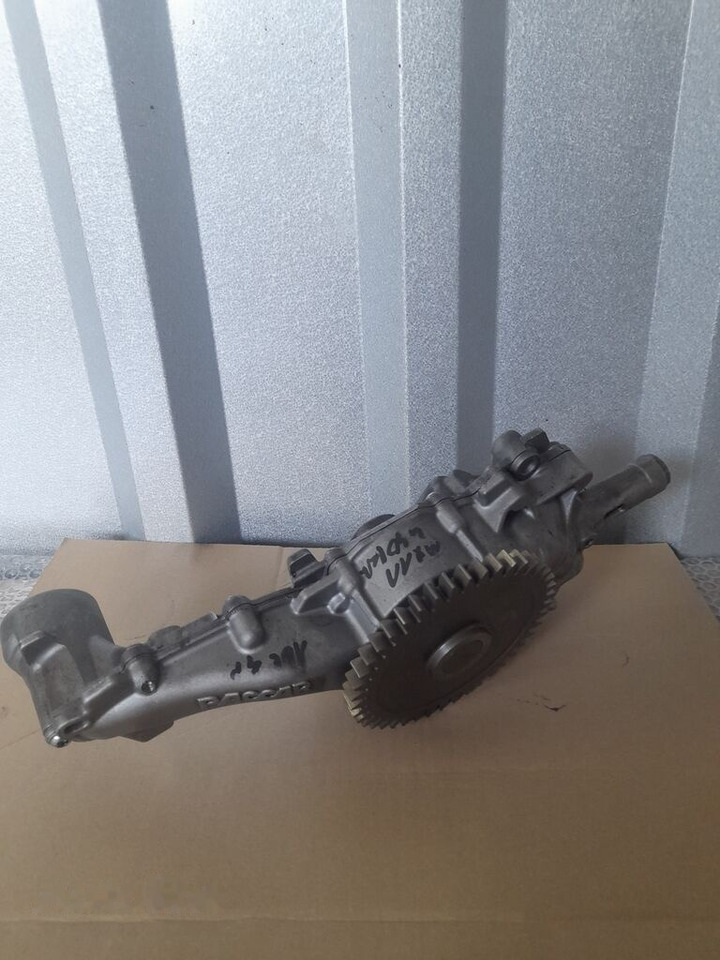 DAF XF 106 MX11 1955983 DAF XF 106 MX11 truck - Bomba de aceite para Camión: foto 3 DAF XF 106 MX11 1955983 DAF XF 106 MX11 truck - Bomba de aceite para Camión: foto 3