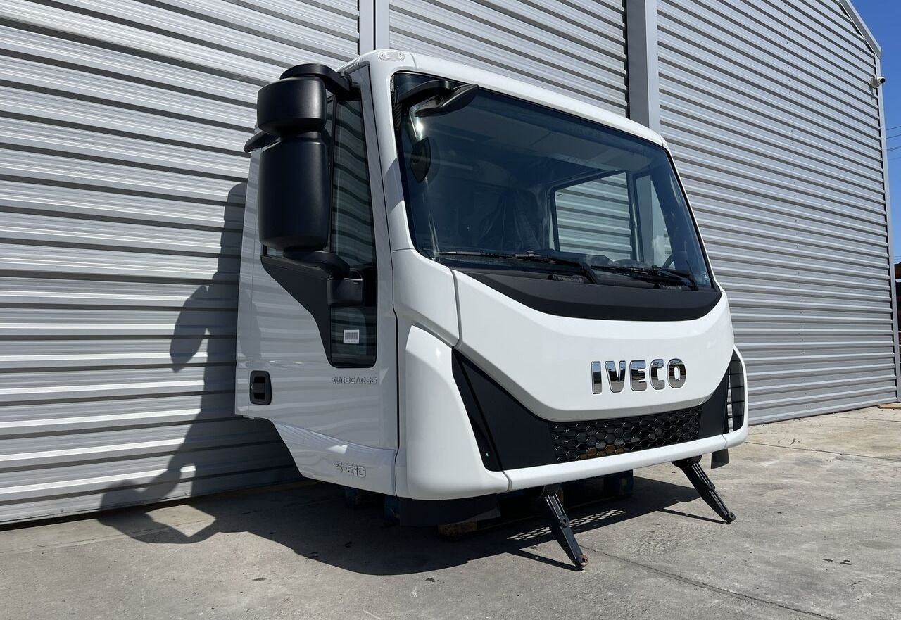 IVECO Eurocargo for IVECO Eurocargo DAY cabine - Cabina para Coche: foto 3 IVECO Eurocargo for IVECO Eurocargo DAY cabine - Cabina para Coche: foto 3